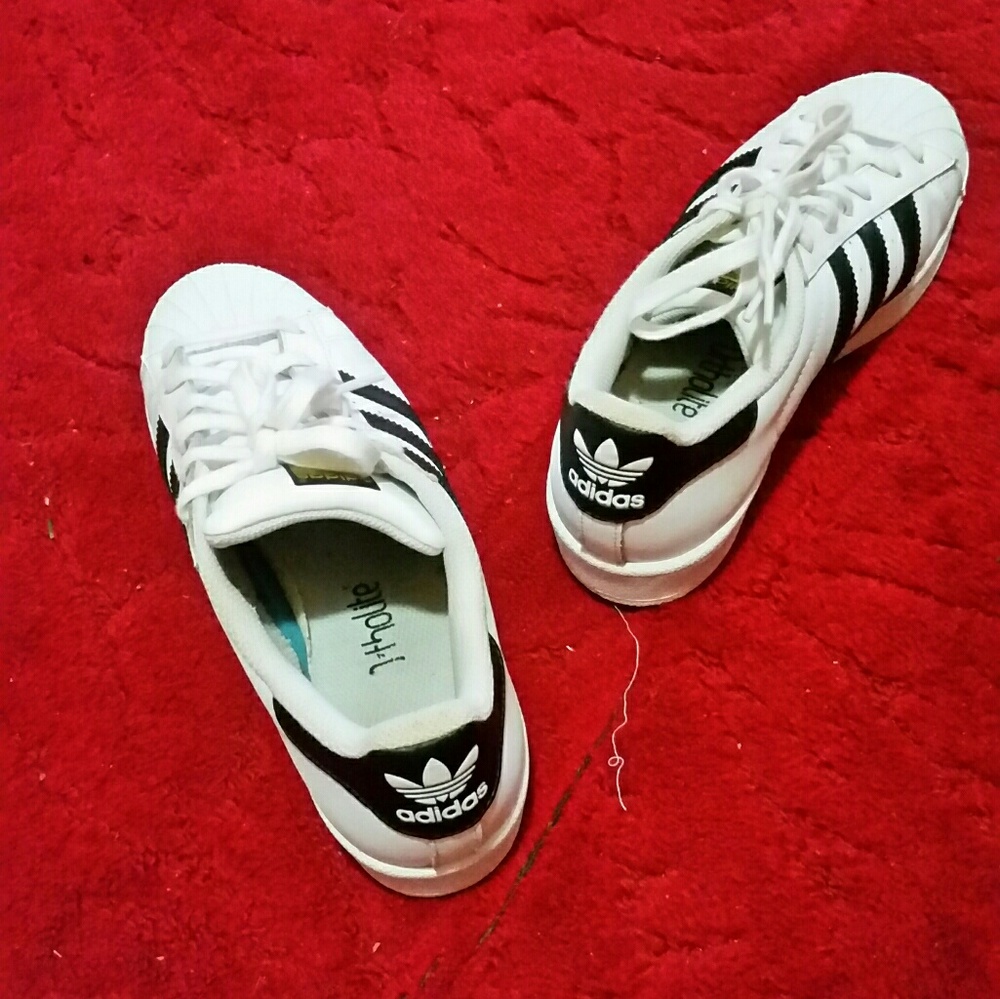 Adidas - Picture 2 of 3